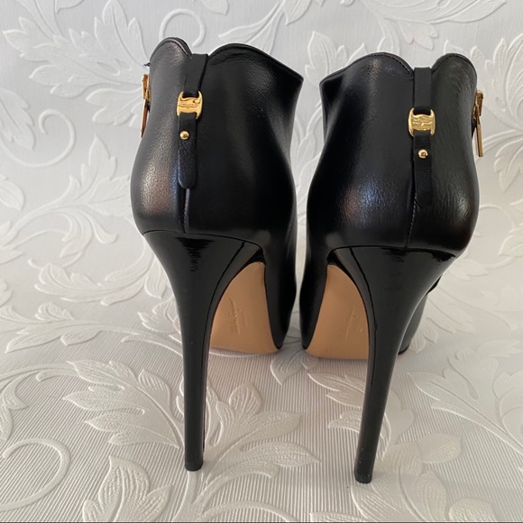 Salvatore Ferragamo booties 9 - Picture 2 of 7